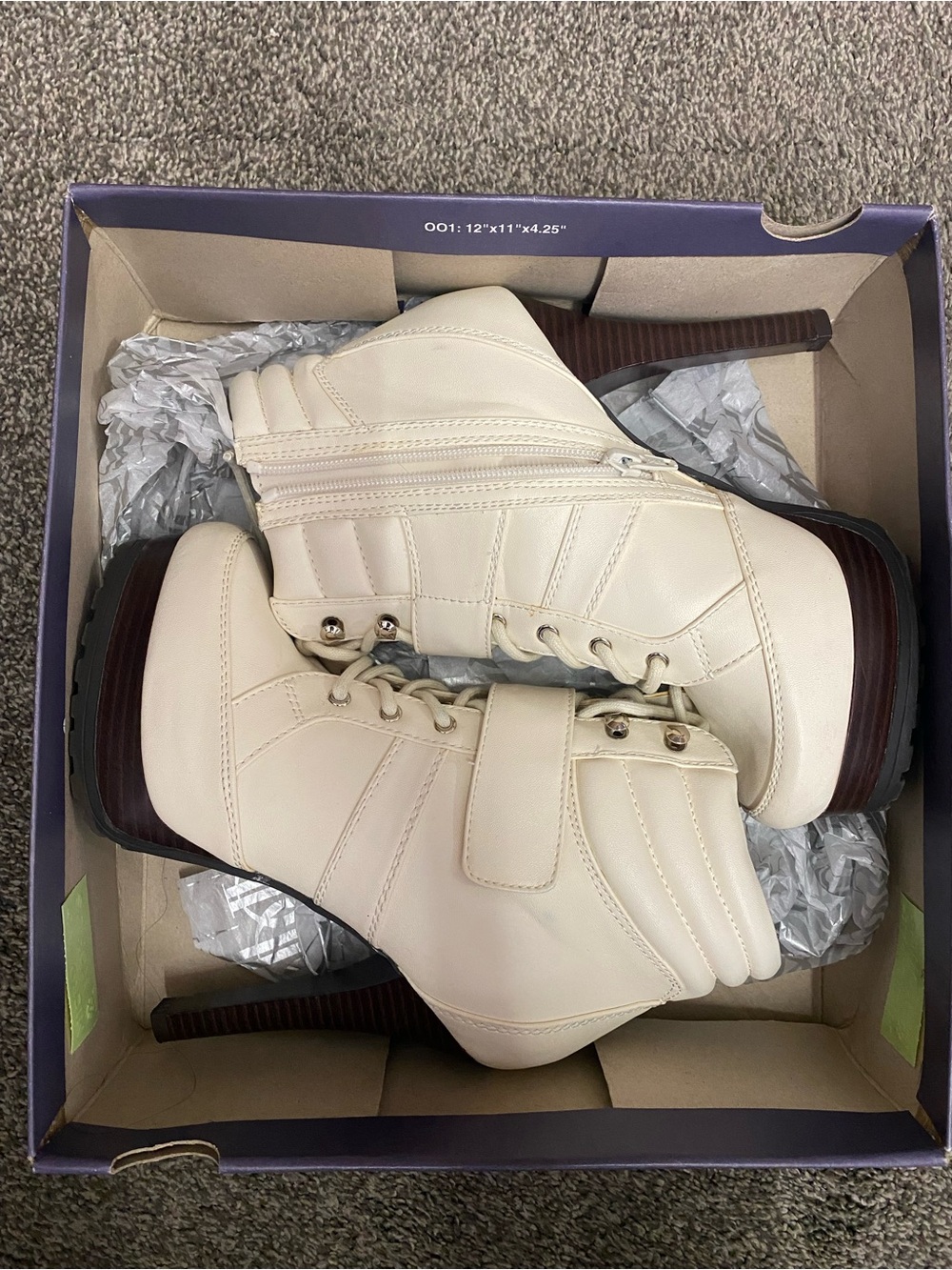 Jennifer Lopez Collection Platform Ankle Boots – White – Women’s Size 6.5